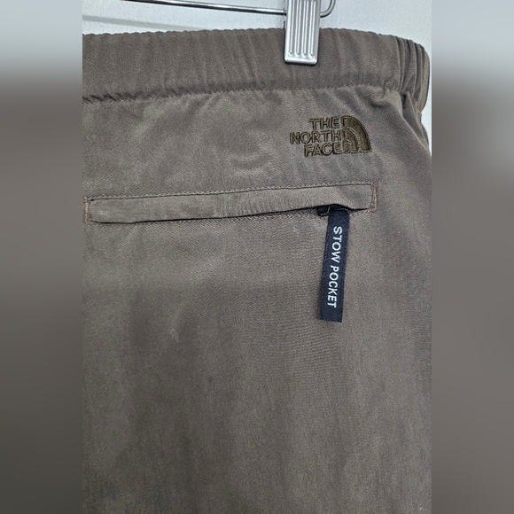 The North Face Men's Nylon Cargo Pants Green Brown Adjustable Waist Size XL - Picture 8 of 10